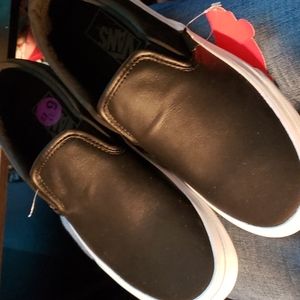 BNWT VANS